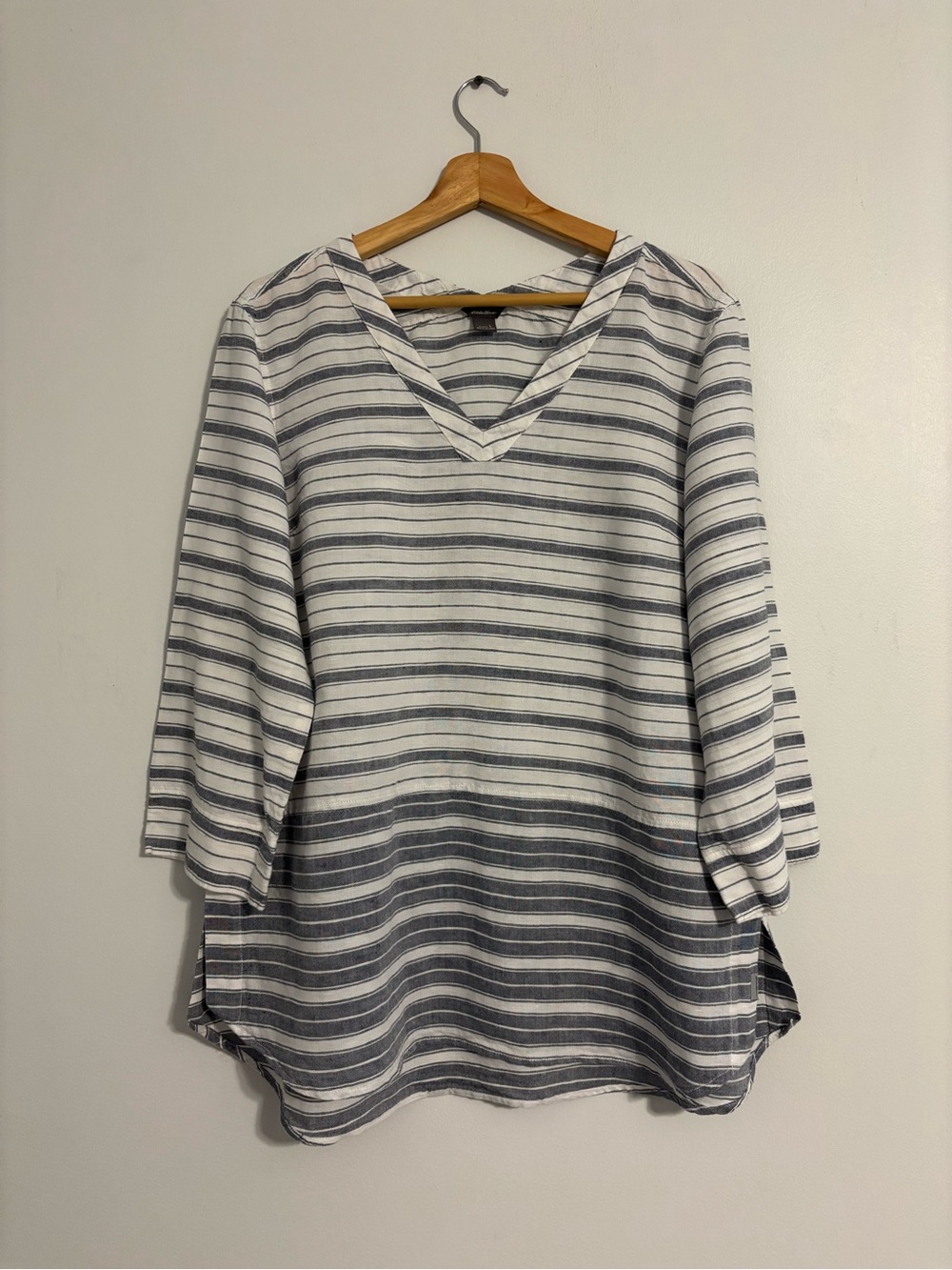 Eddie Bauer Women’s Linen Blend Striped Tunic Top - Size Large White & Navy